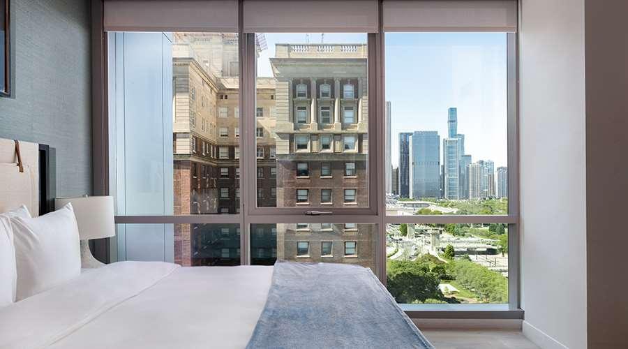 Sentral Michigan Avenue Aparthotel Chicago Room photo View from a bedroom