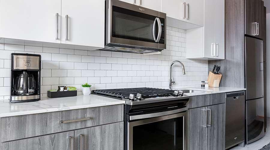 Sentral Michigan Avenue Aparthotel Chicago Exterior photo A kitchen with a microwave oven