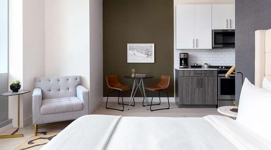 Sentral Michigan Avenue Aparthotel Chicago Room photo A typical studio apartment
