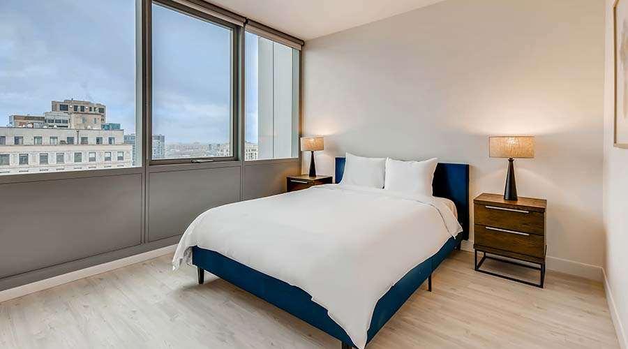 Sentral Michigan Avenue Aparthotel Chicago Room photo A bedroom at the hotel